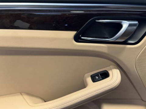 2024 Porsche Macan S