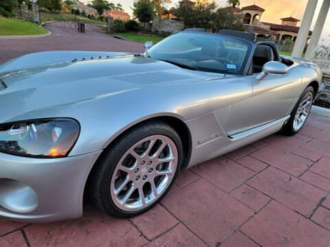 2003 Dodge Viper SRT-10