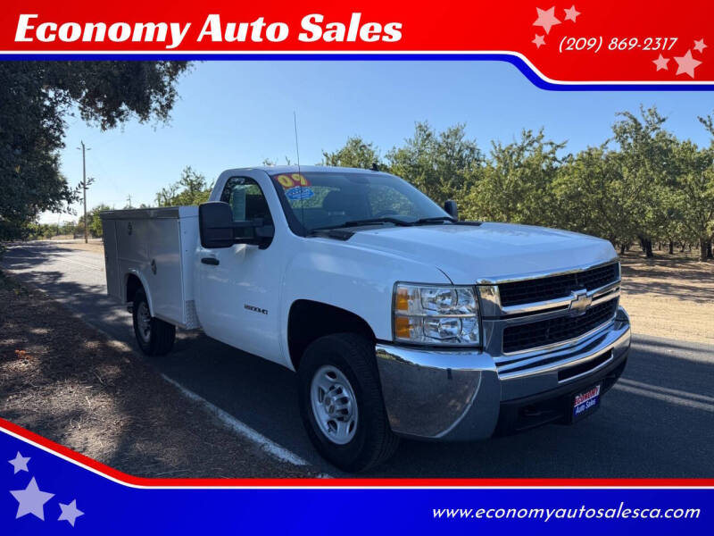 2009 Chevrolet Silverado 2500HD Work Truck's photo