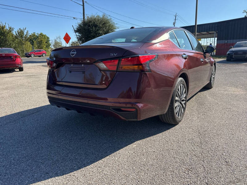 2023 Nissan Altima 2.5 SV