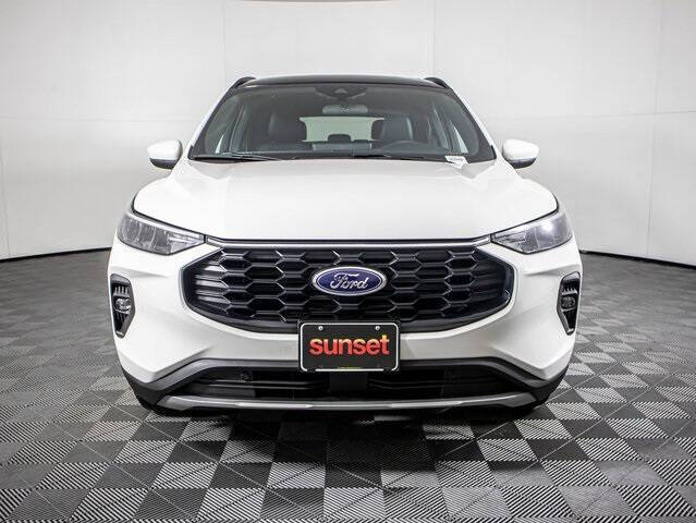 2025 Ford Escape Hybrid ST-Line Select