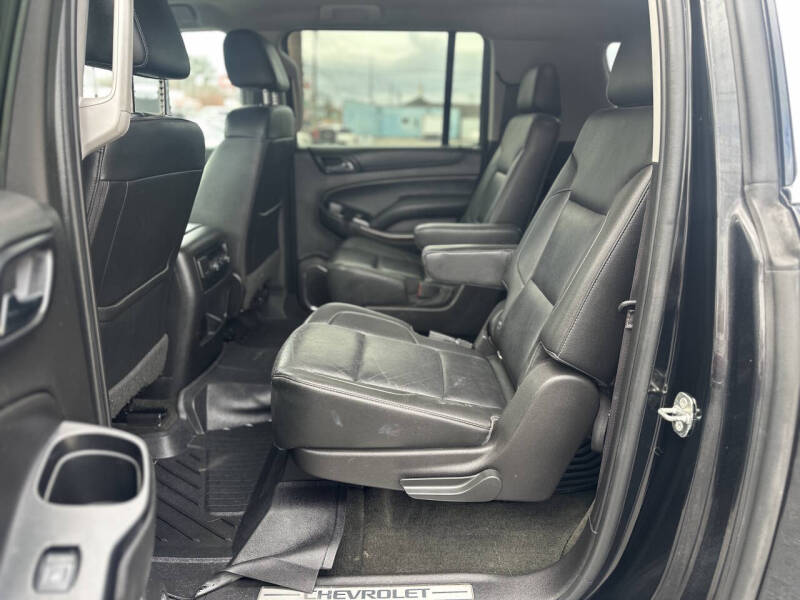 2017 Chevrolet Suburban LT