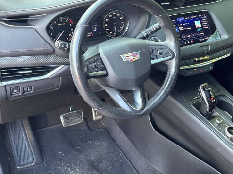 2020 Cadillac XT4 Sport