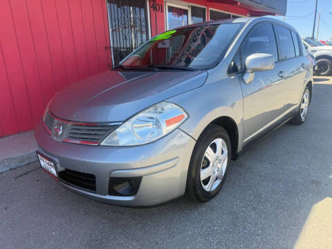 2009 Nissan Versa 1.8 S