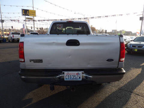 2003 Ford F-250 Super Duty XLT