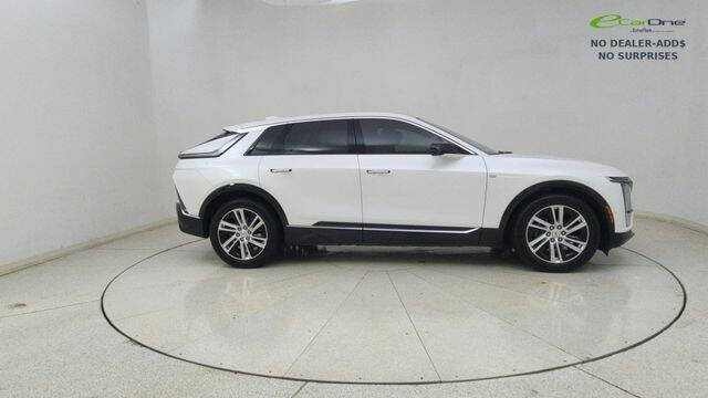 2024 Cadillac LYRIQ Tech