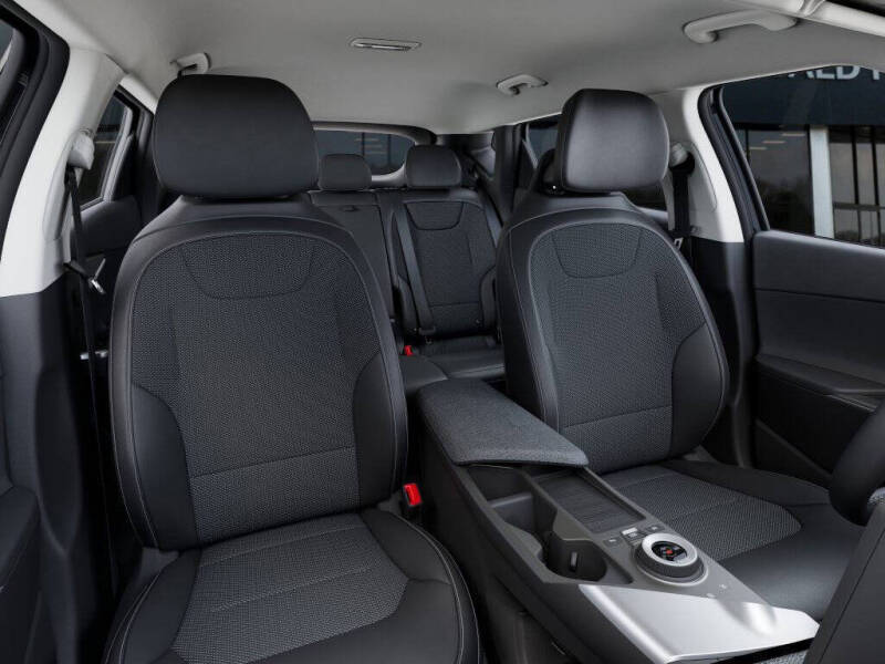 2025 Kia EV6 Light Long Range