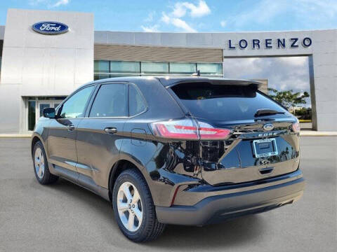 2022 Ford Edge SE