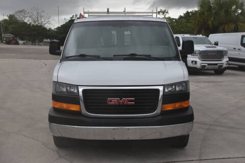 2017 GMC Savana 2500