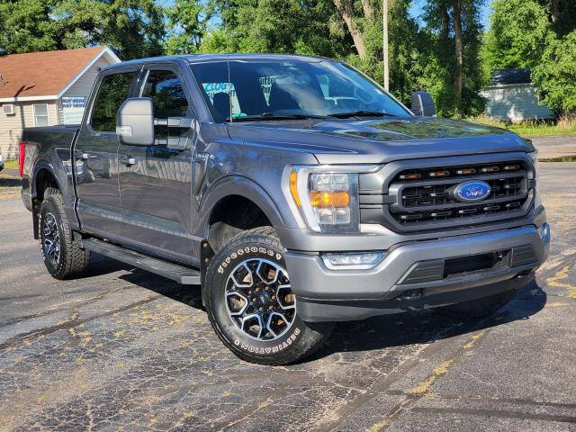 2022 Ford F-150 XLT's photo