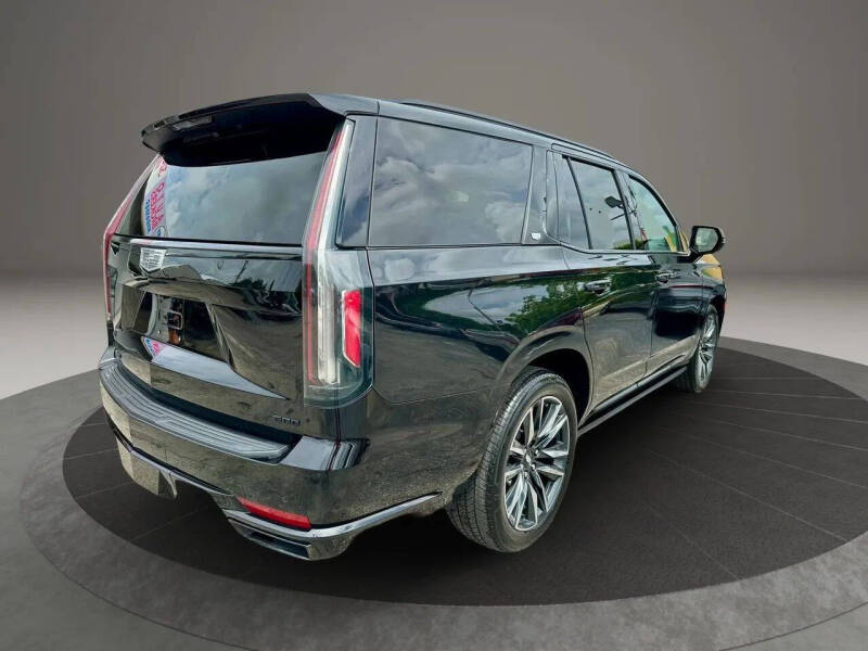 2022 Cadillac Escalade Sport