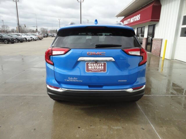 2024 GMC Terrain SLT