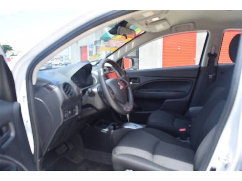 2021 Mitsubishi Mirage ES