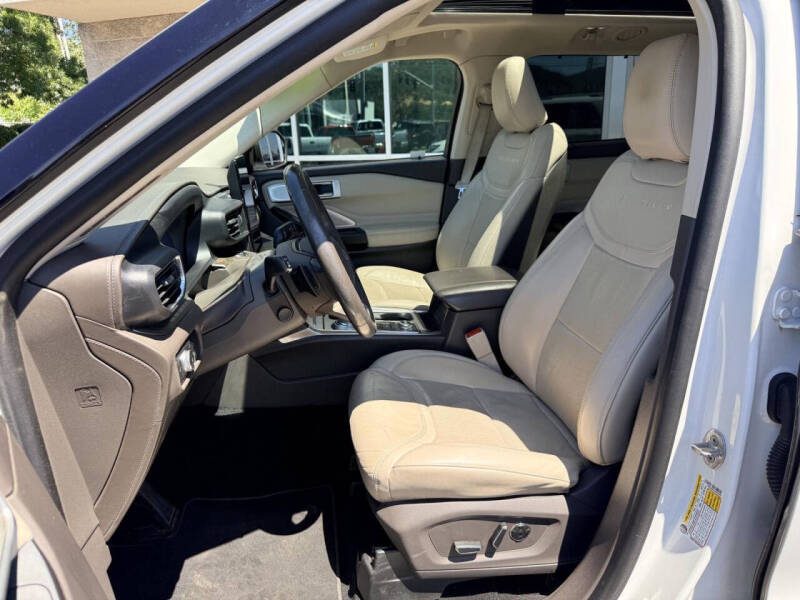 2020 Ford Explorer Platinum