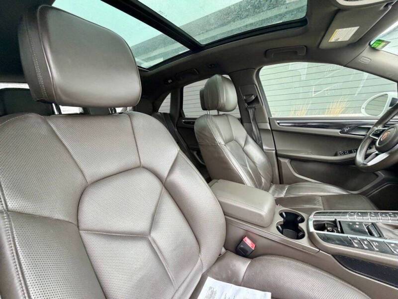2018 Porsche Macan