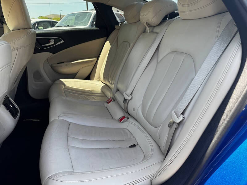 2015 Chrysler 200 C