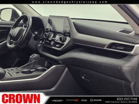 2022 Toyota Highlander LE