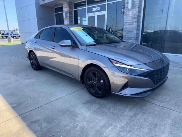 2022 Hyundai Elantra