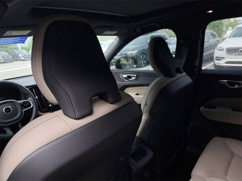 2026 Volvo XC60 T8 Plus