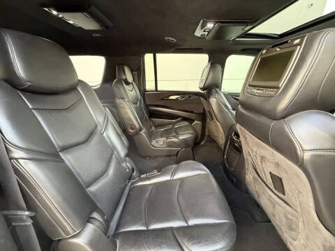2016 Cadillac Escalade ESV Platinum
