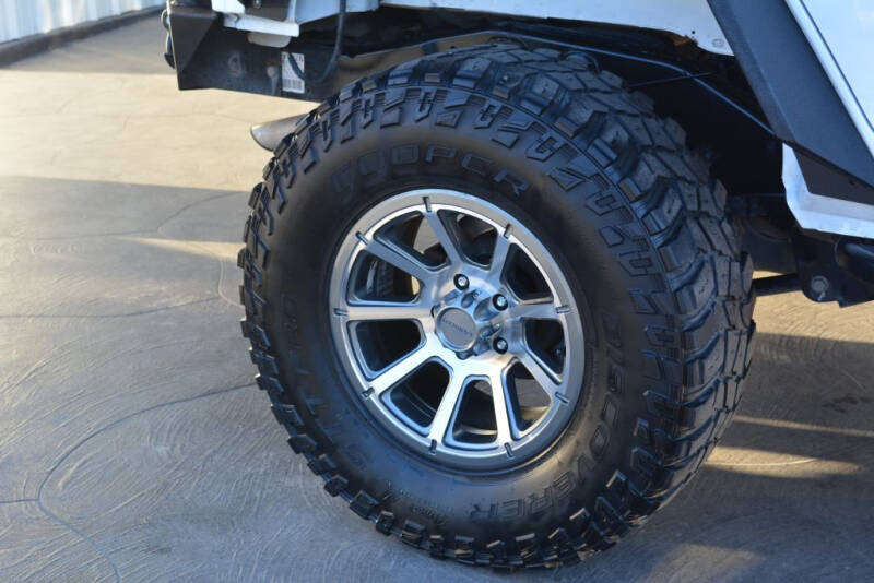 2016 Jeep Wrangler Unlimited Sport S - Photo 13