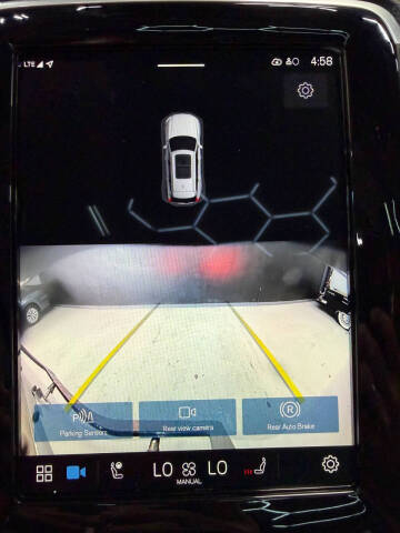2024 Volvo XC90 B5 Core Bright Theme