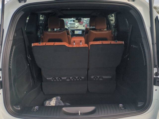 2026 Chrysler Pacifica Pinnacle