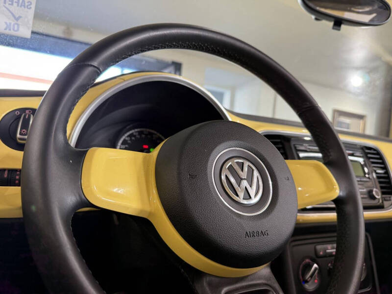 2013 Volkswagen Beetle Convertible