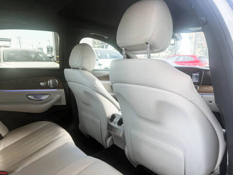 2017 Mercedes-Benz E-Class E 300