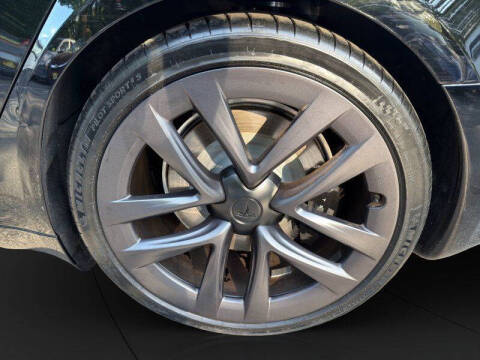 2022 Tesla Model S