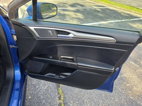 2018 Ford Fusion SE