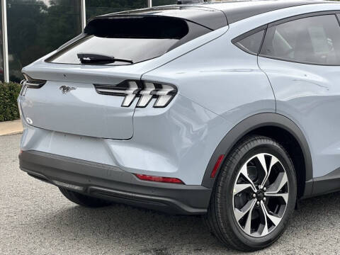 2025 Ford Mustang Mach-E Select