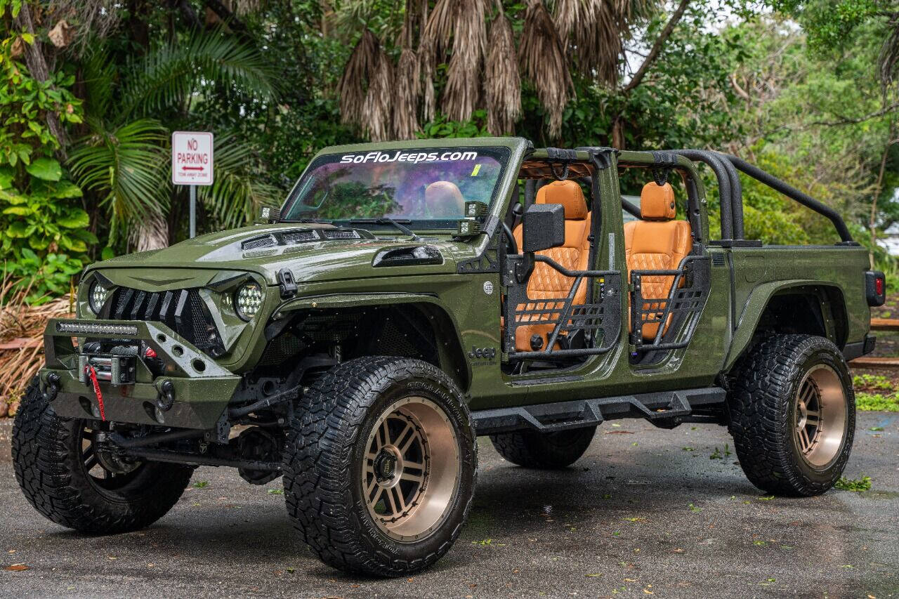 2021 JEEP Gladiator Pickup - $55,999