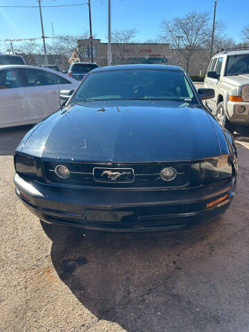 2007 Ford Mustang for sale at MKE Avenue Auto Sales in Milwaukee WI