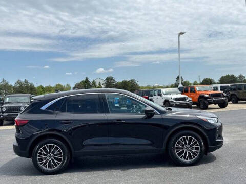 2023 Ford Escape Hybrid Active