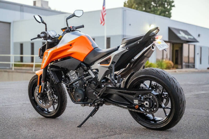 2019 KTM 790 Duke