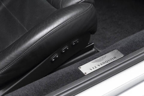 2005 Aston Martin V12 Vanquish S