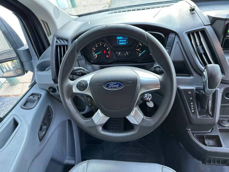 2017 Ford Transit 250