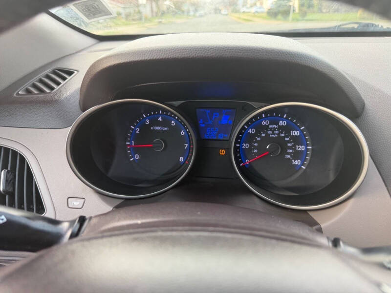2011 Hyundai Tucson GLS