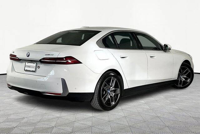 2024 BMW i5 eDrive40