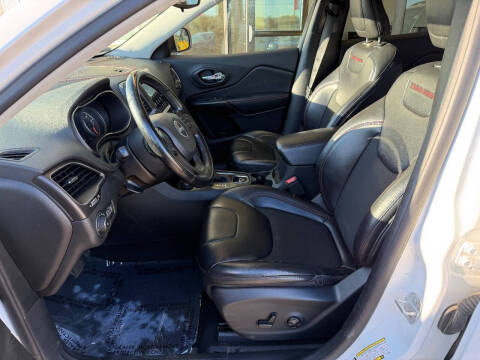 2020 Jeep Cherokee Trailhawk