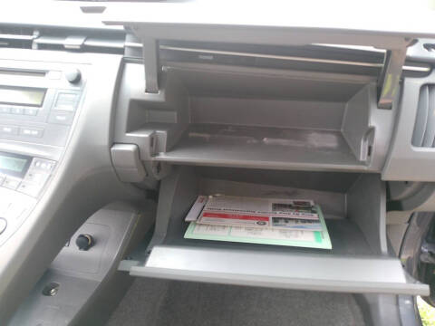 2011 Toyota Prius Two