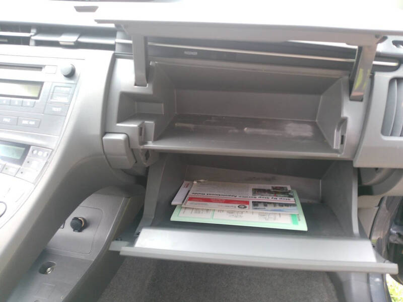 2011 Toyota Prius Two