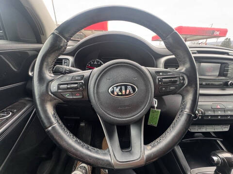 2016 Kia Sorento LX