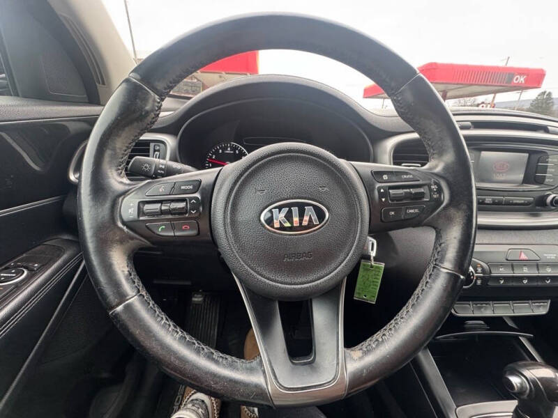 2016 Kia Sorento LX