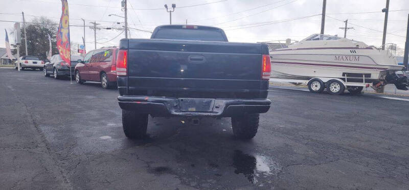 2000 Dodge Dakota for sale at EZ Drive AutoMart in Brookville OH