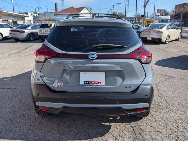 2021 Nissan Kicks SV