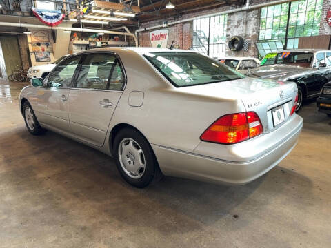 2002 Lexus LS 430