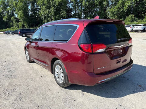 2018 Chrysler Pacifica Touring L Plus