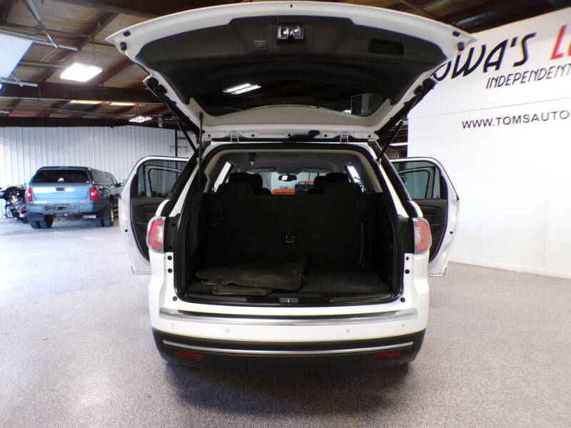 2016 GMC Acadia SLE-2